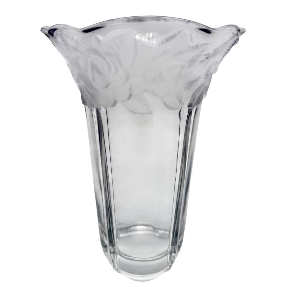 Mikasa Studio Nova Winter Rose Vase Clear Glass Embossed Scalloped Rim 7.5"